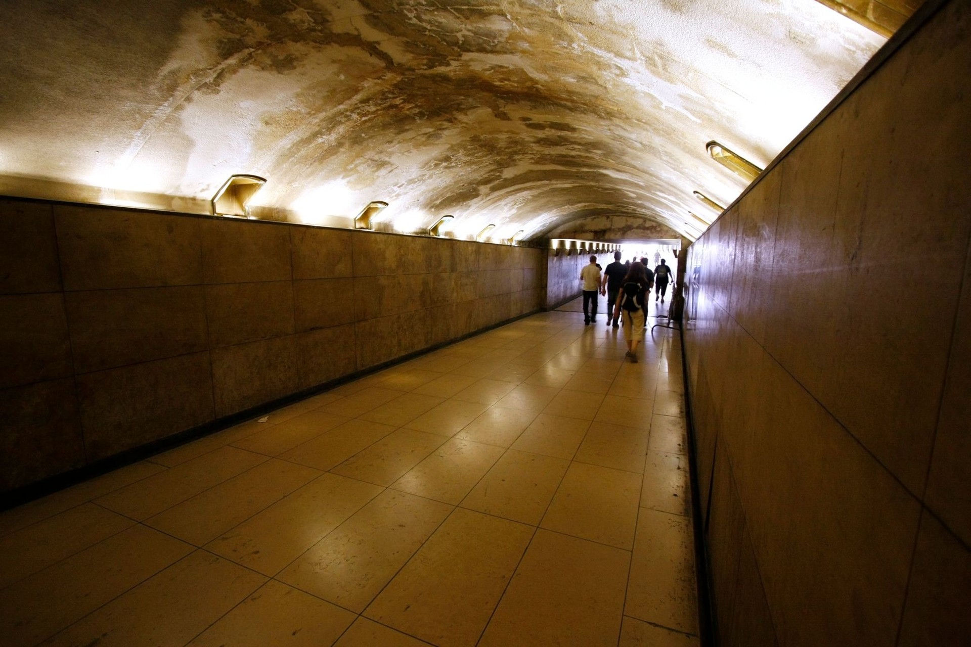 passage souterrain